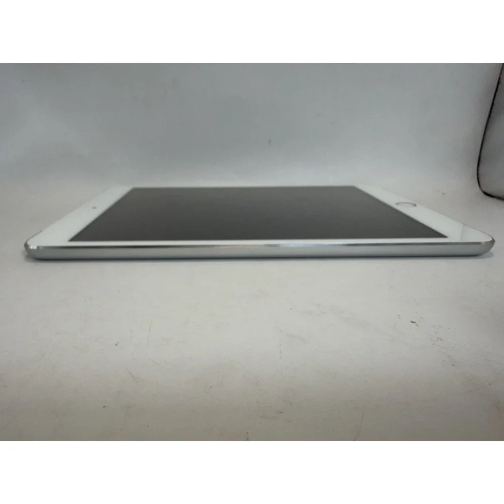 Apple iPad Mini 3‎ A1600 32GB 7.9
